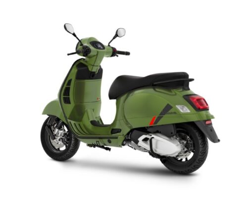 Vespa_GTS_310_Super_Sport_Verde_3-4_post_sx