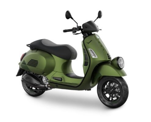 Vespa_GTV_Verde_3-4_ant_dx